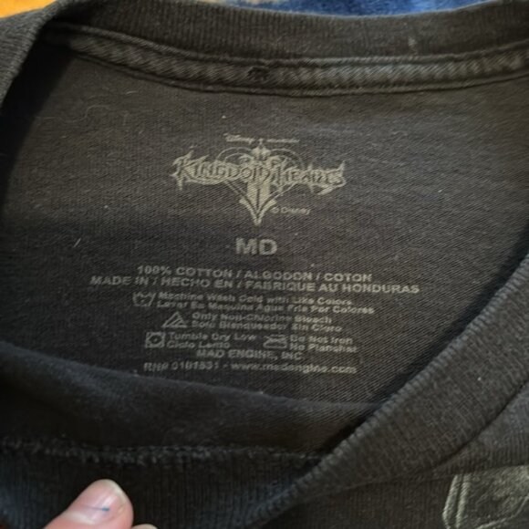 Disney Black Kingdom Hearts Shirt - Picture 4 of 6